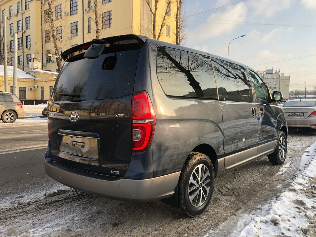 Hyundai Grand Starex винилография