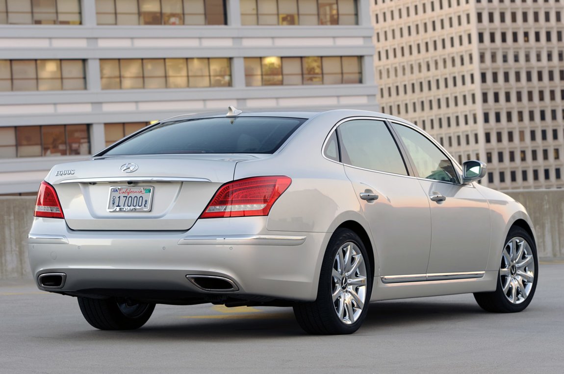 hyundai equus 2011