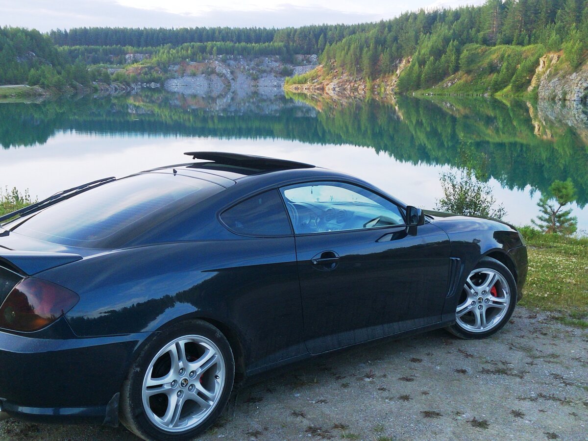 Hyundai Tiburon 2002 синяя