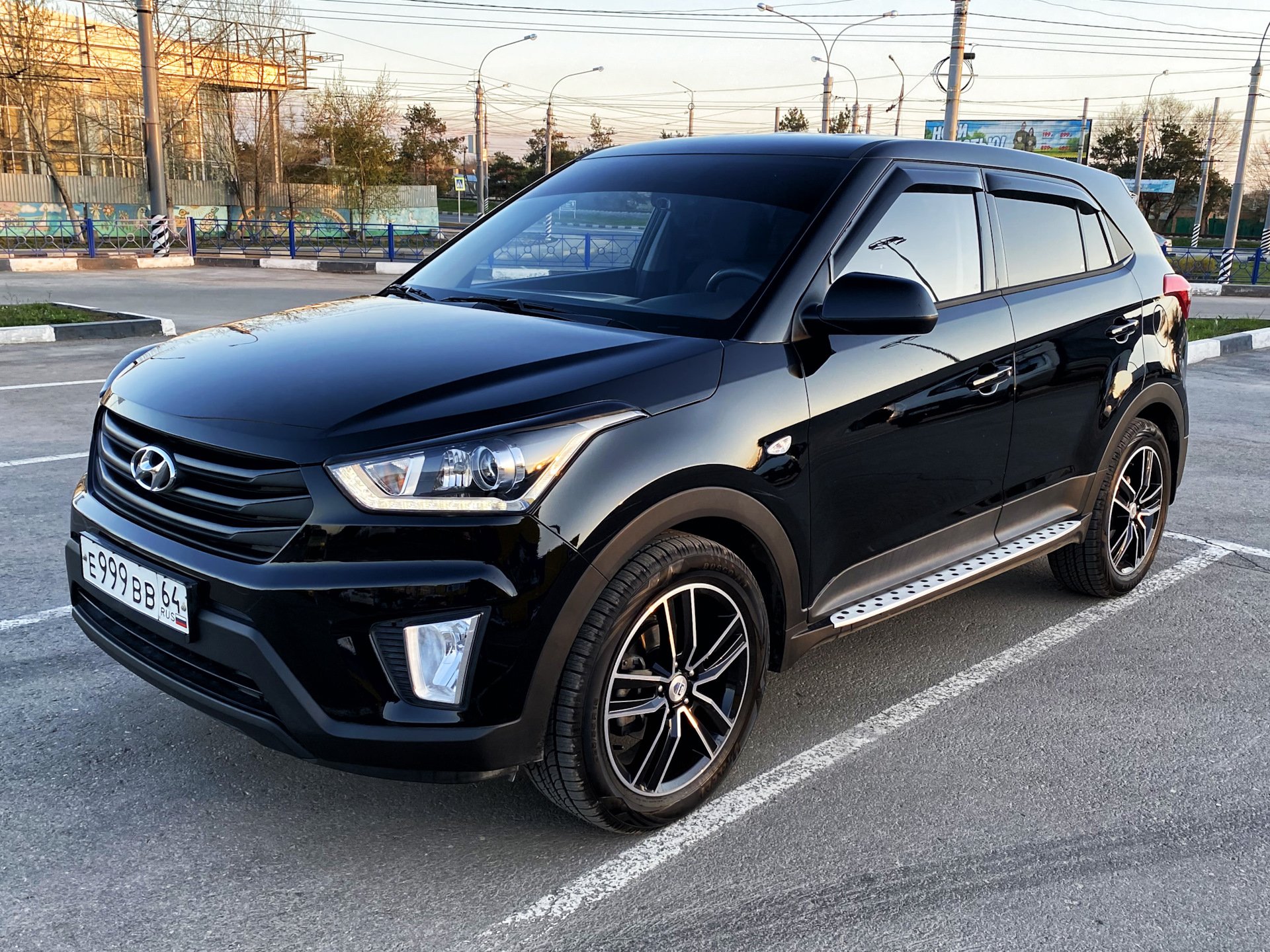 Диски на крету. Hyundai Creta черная r18. Hyundai Creta (16-). Hyundai Creta 17. Диски на Хендай Крета 17.