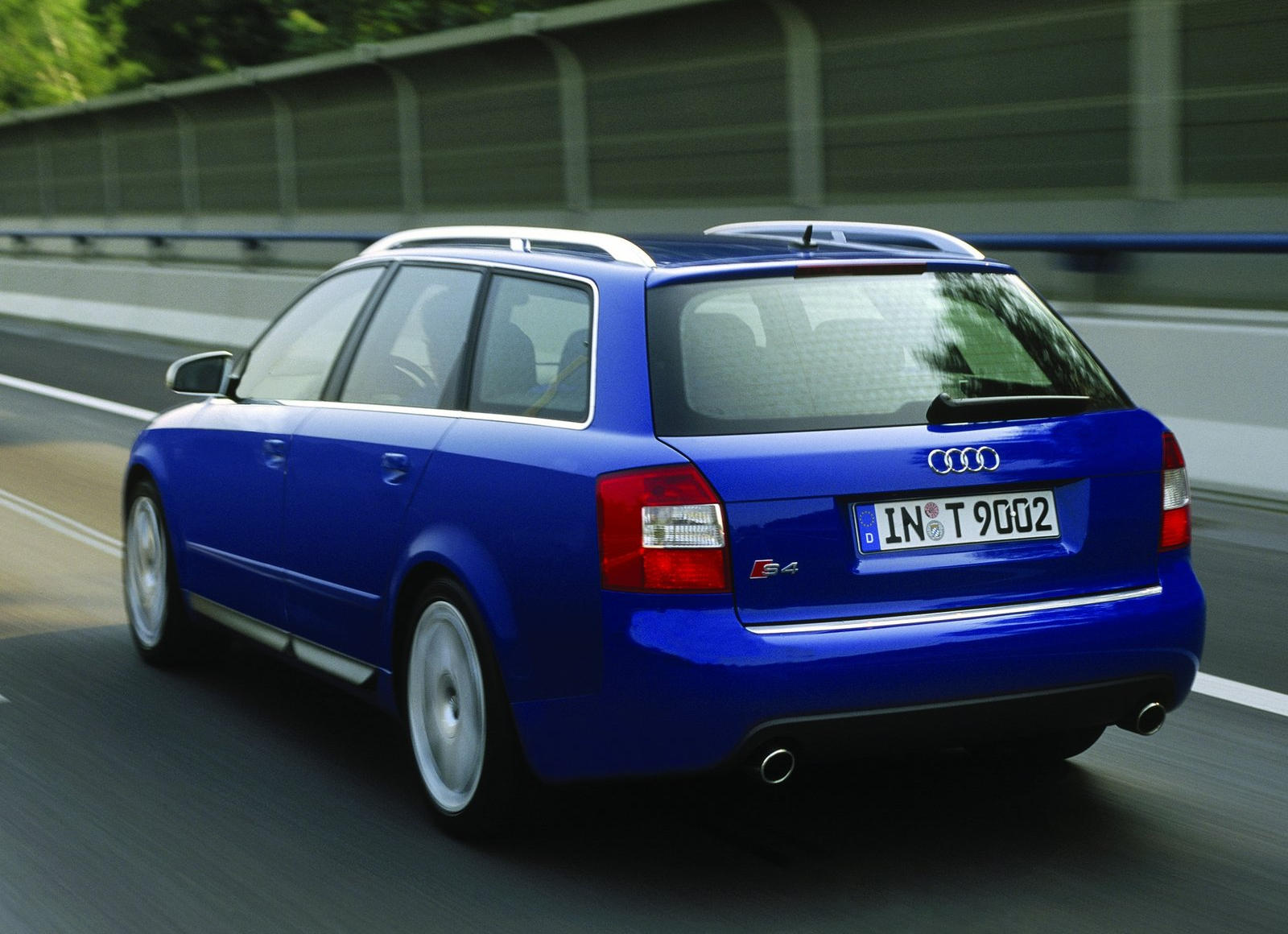 Универсал рф. Ауди универсал 2005. Audi s4 2005 универсал. Ауди s4 2007 универсал. Ауди s4 avant 1997.
