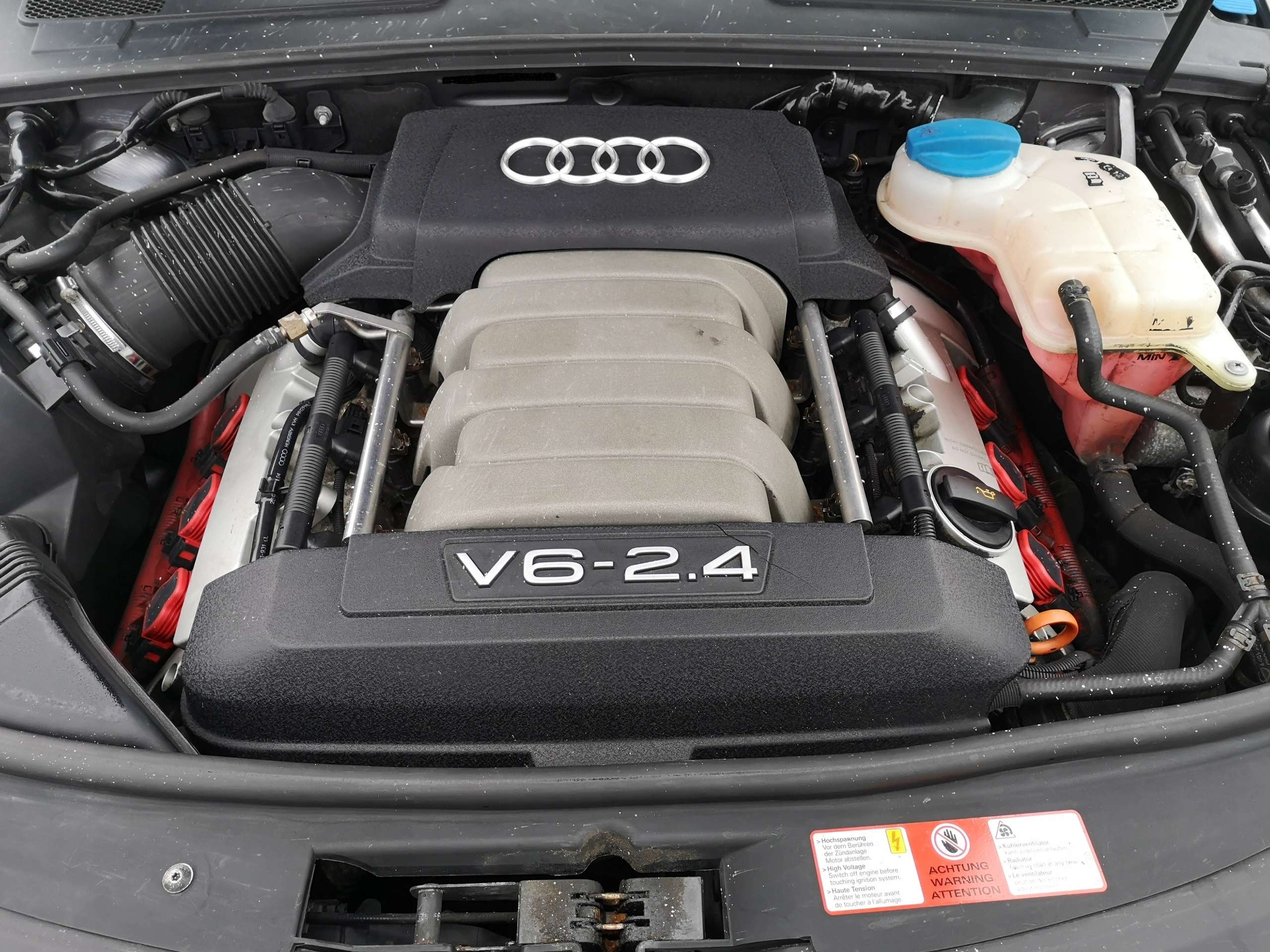 Купить двигатель ауди а6 с6. Audi a6 c6 2.4 BDW. Audi BDW 2.4. Мотор 4.2 Ауди. Ауди а4 2.4 v6 двигатель.