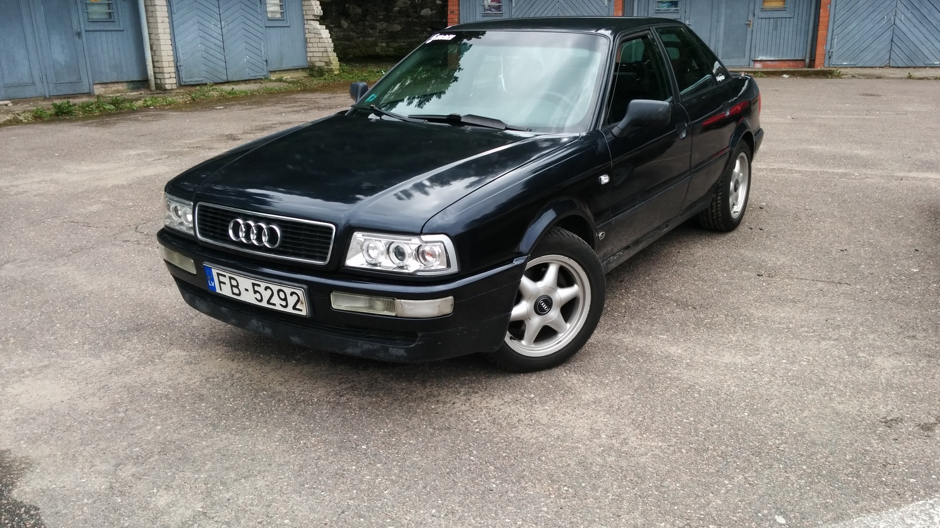 Продажа ауди б у. Audi 80 b4 1996. Audi 80 b4. Ауди 80 б4. Ауди 80 б4 1992.