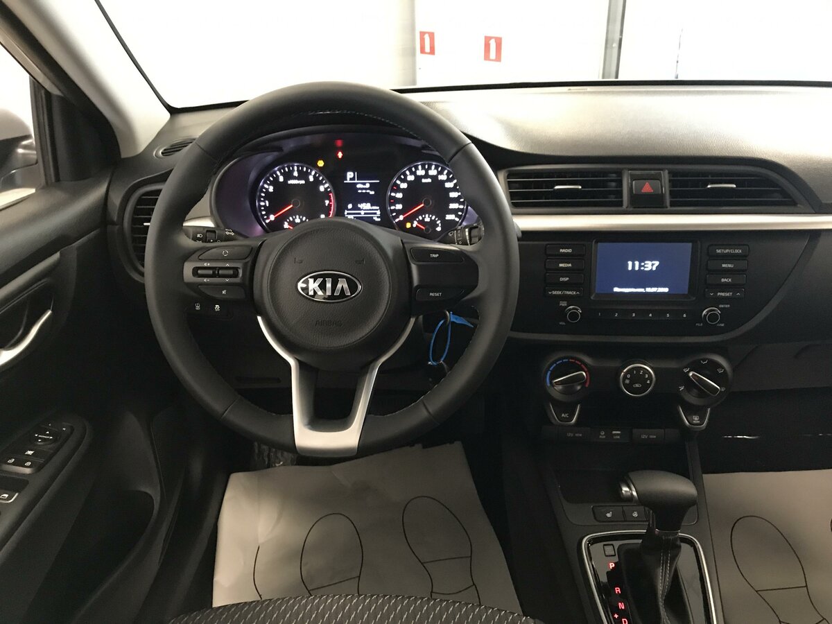 интерьер kia rio x line