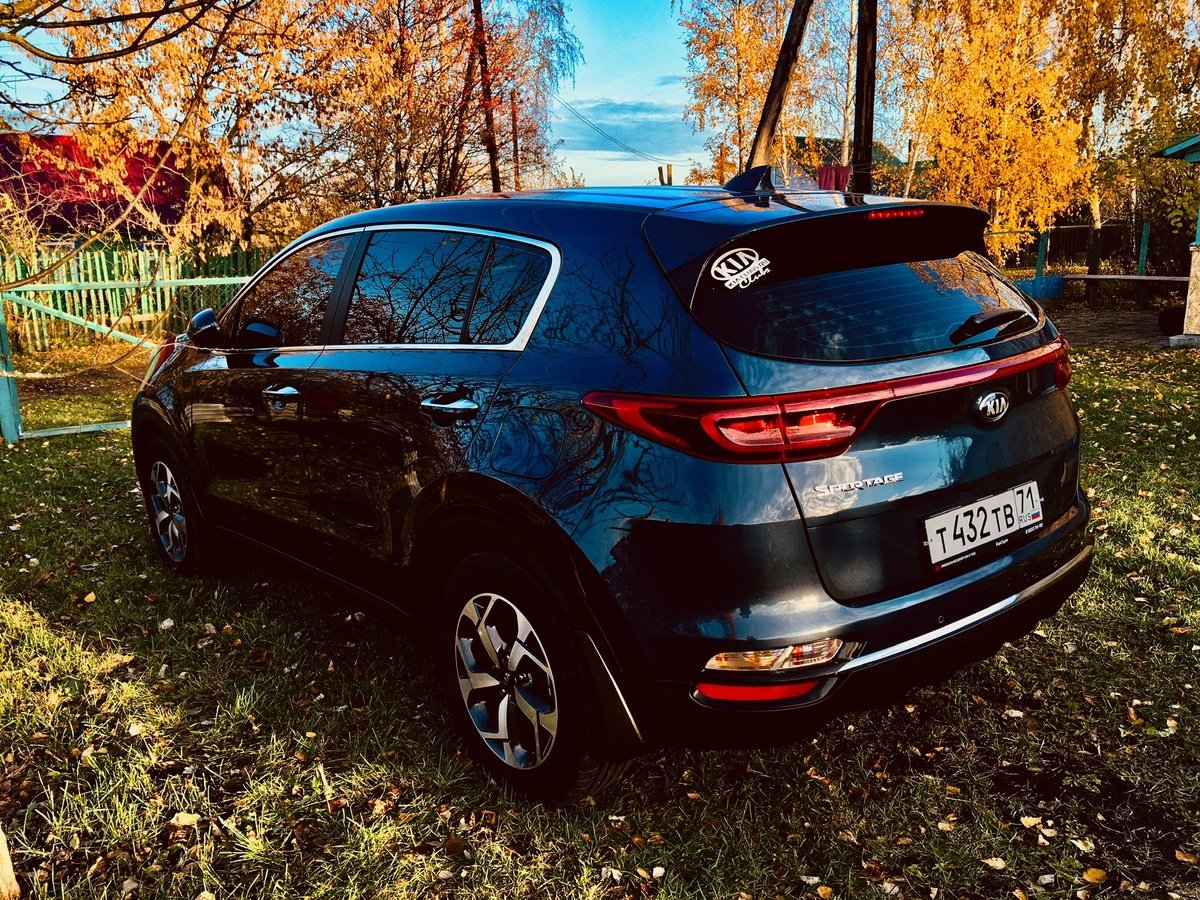 Ремонт спортейджа. Kia Rio Sportage. Kia Rio Sportage чёрный. Кия Спортейдж 4. Kia Sportage 4x.