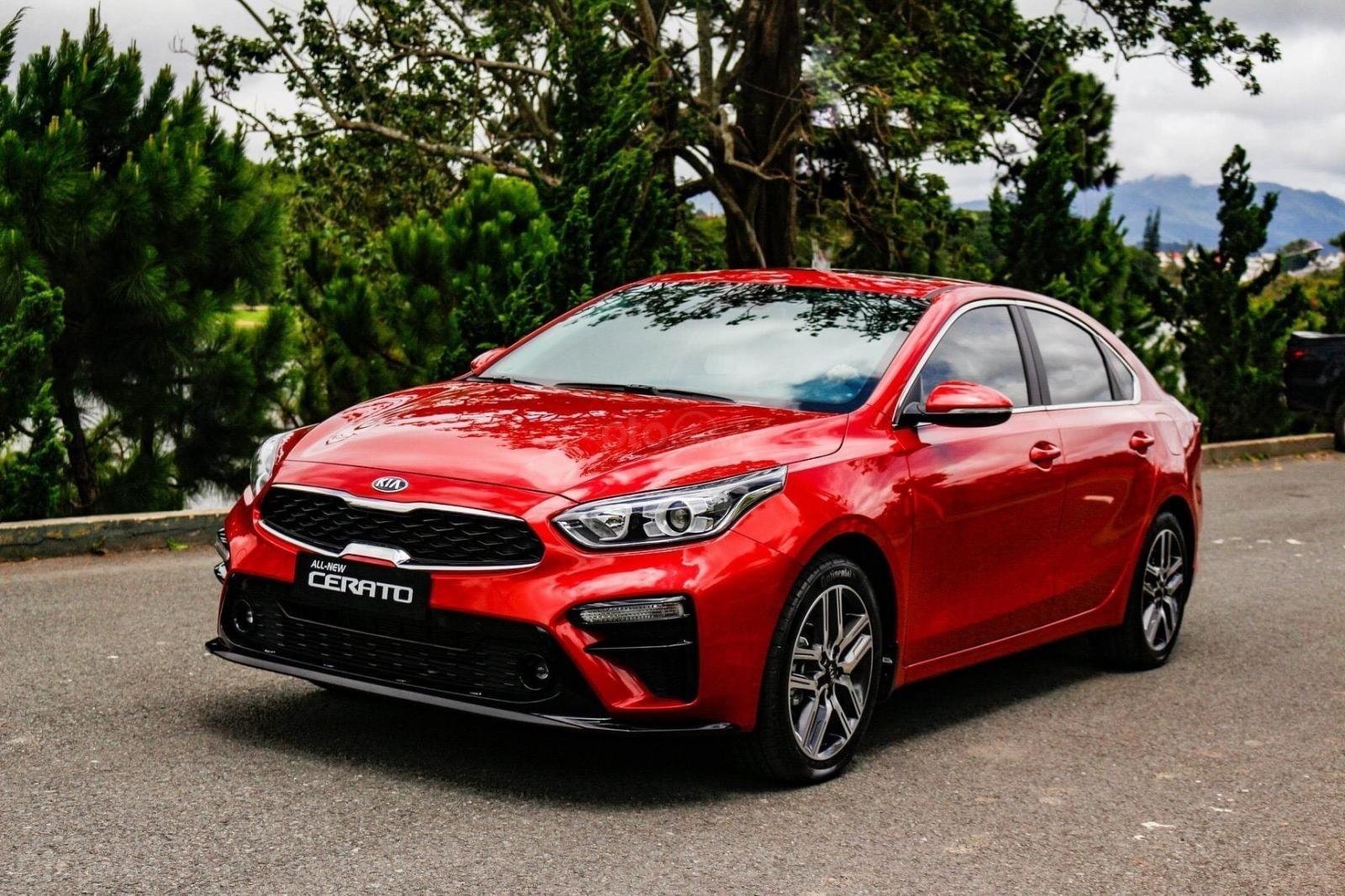 Kia Cerato 2022 красный