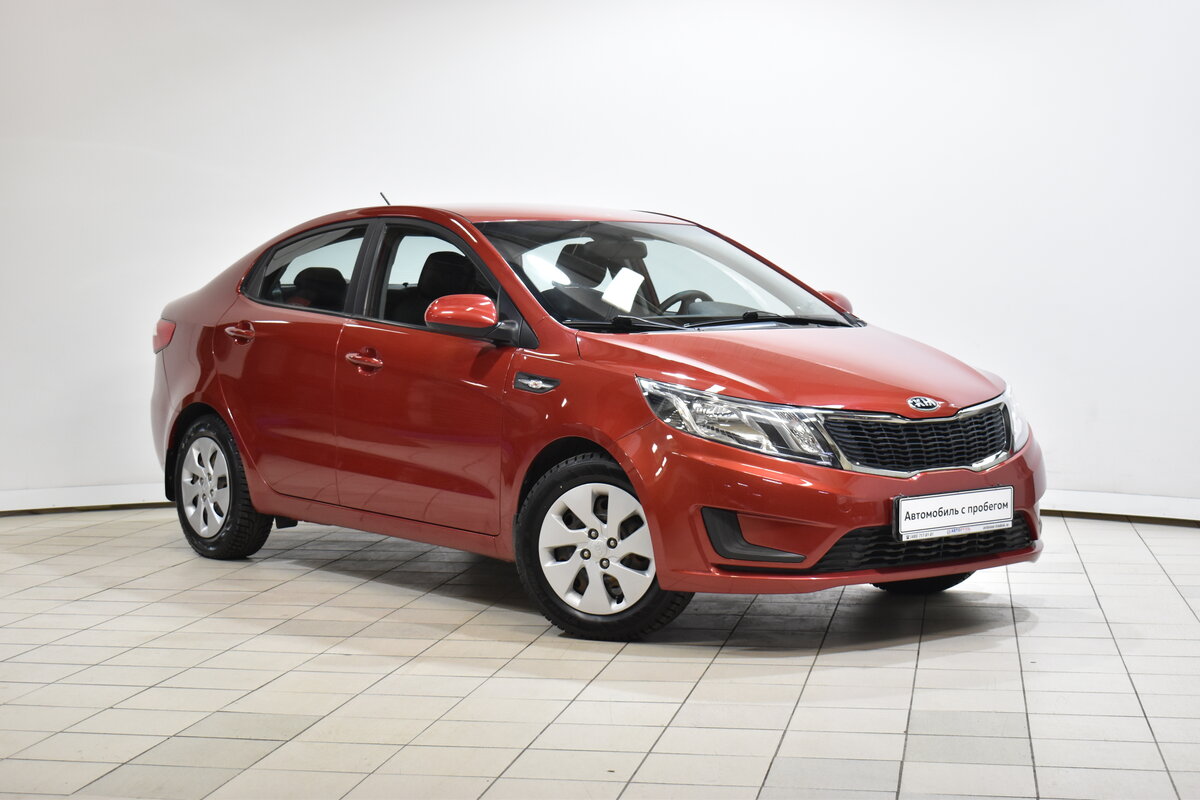 Kia Rio 2013 красный