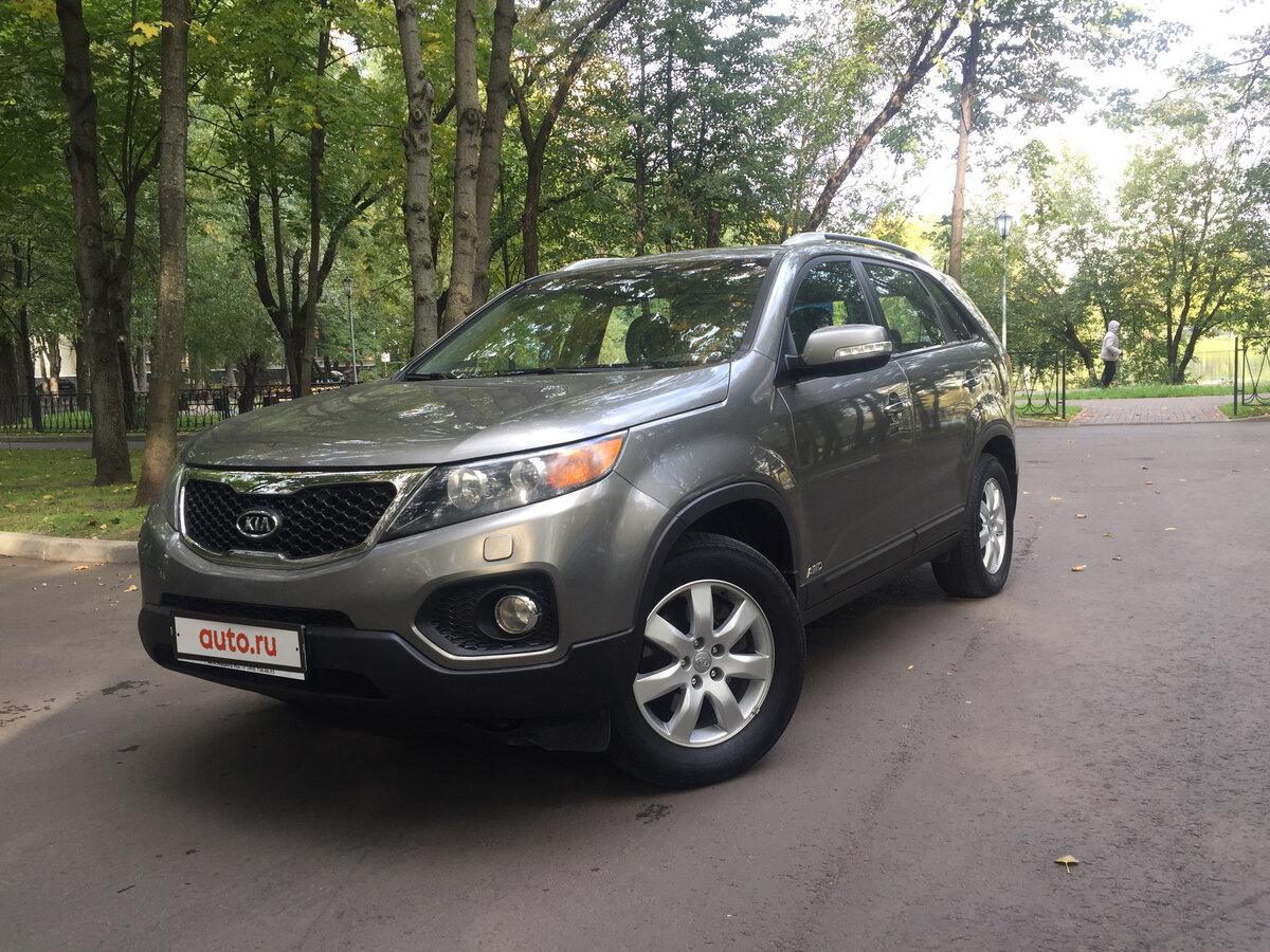 Кия соренто 2010. Kia Sorento 2 серый металлик. Кия Соренто серая серая.