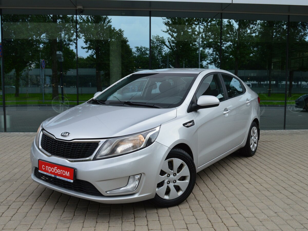 Kia Rio 3 2011 белая