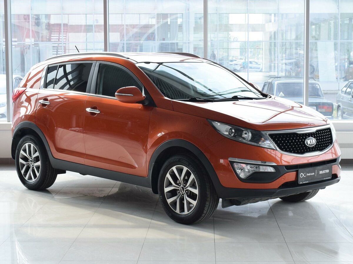 Kia Sportage 2021 оранжевый