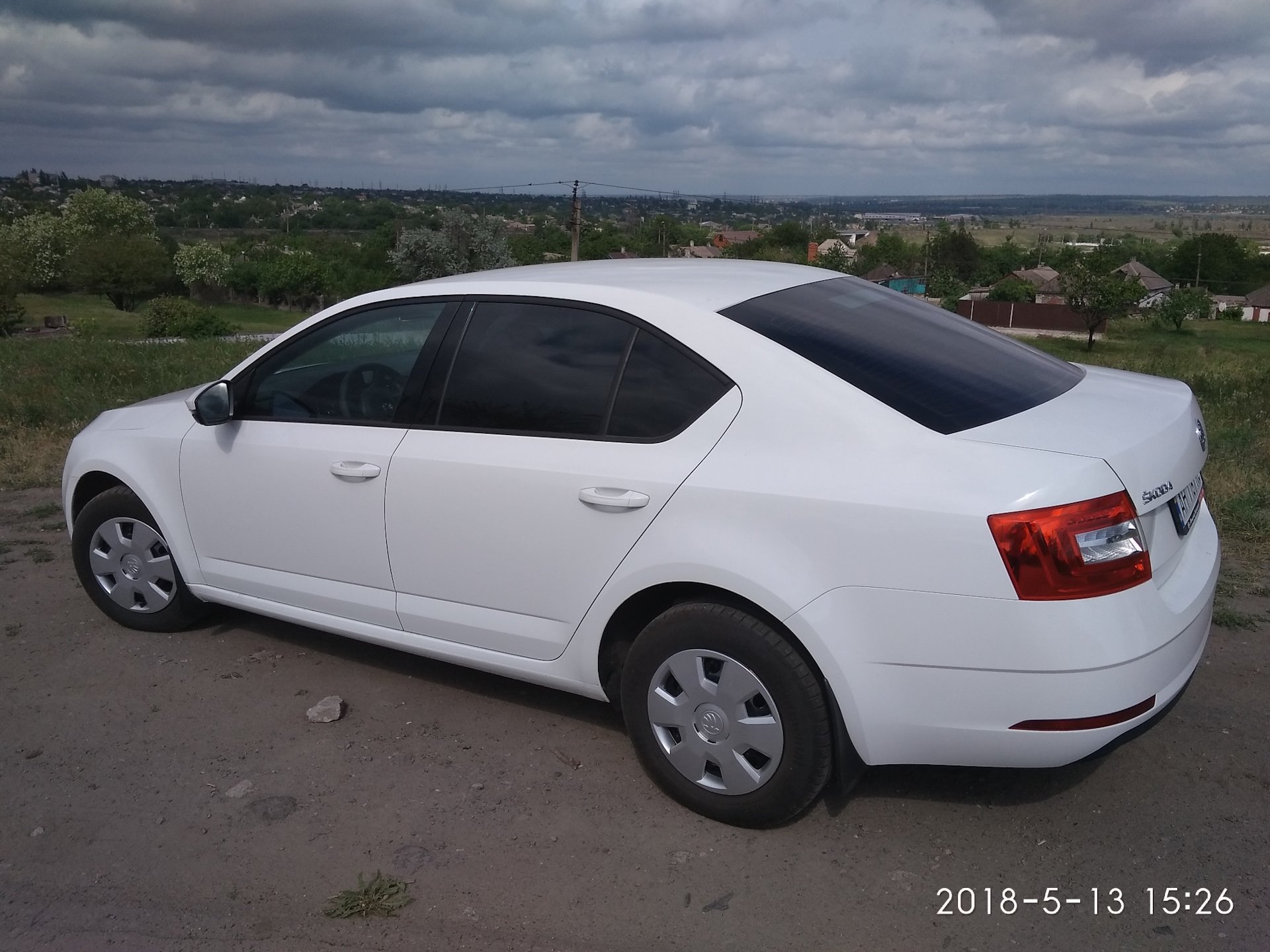 Skoda Octavia a7 белая