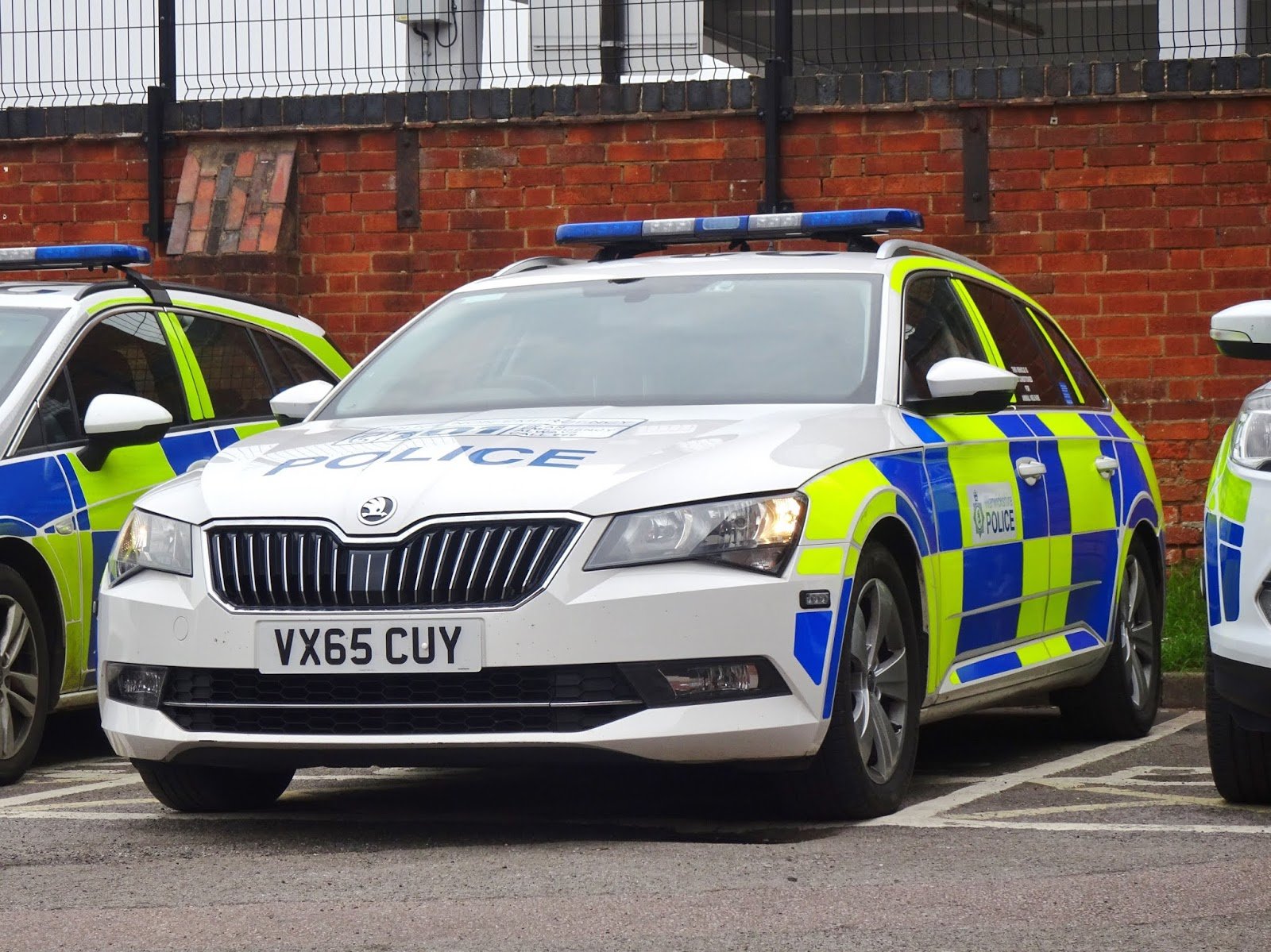 Патрульная машина. Škoda Octavia Police. Skoda Октавия полиция. Škoda Octavia Полицейская. Skoda Superb полиция.