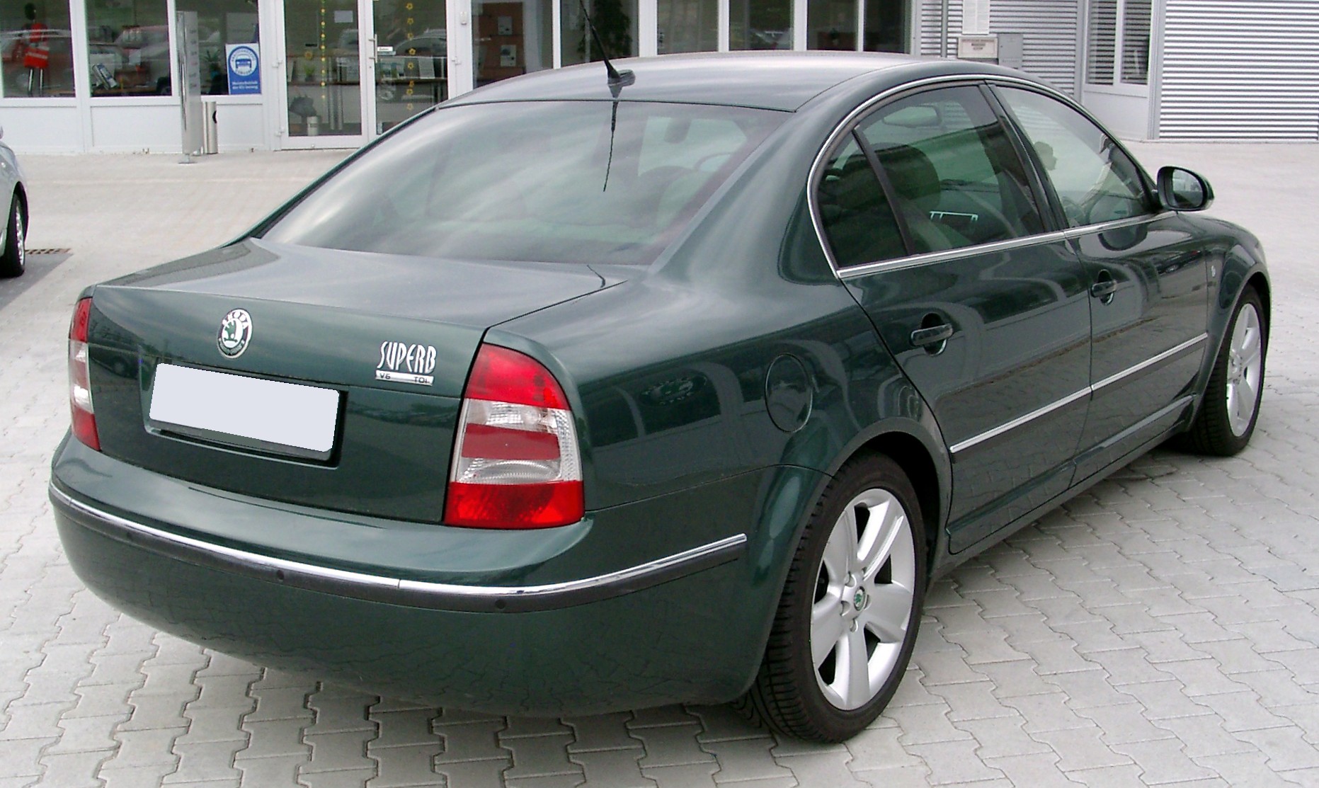 Шкода суперб 1. Skoda Superb 2004. Шкода Суперб 2004. Шкода Суперб b5.