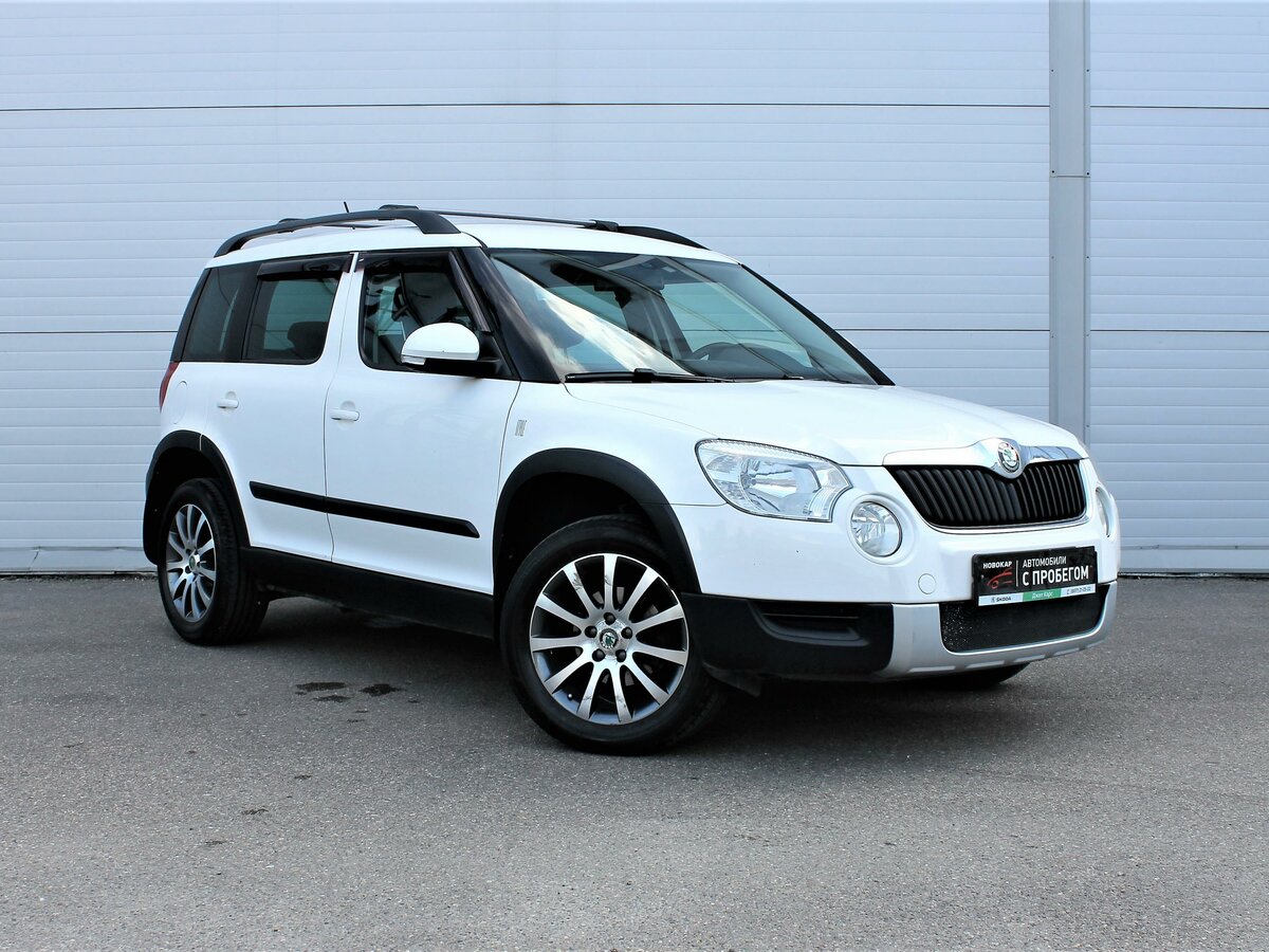 Skoda Yeti 2014. Skoda Yeti 2012. Шкода Йети белая. Skoda Yeti белая диски r19.