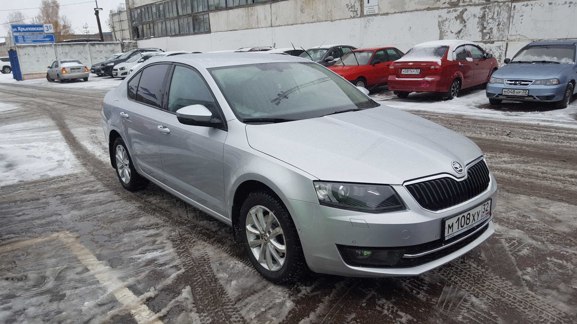 Skoda Octavia 2021 серебристая