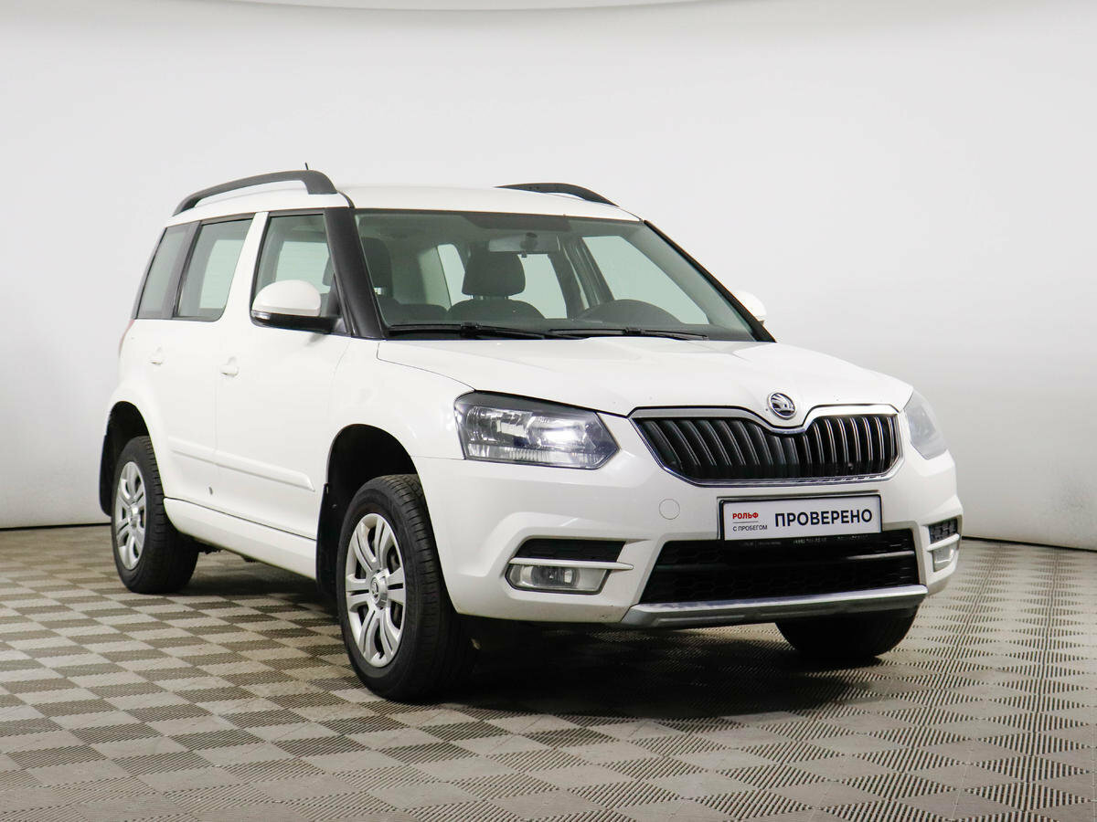 Шкода йети 7. Skoda Yeti 2015. Шкода Йети 2015 белая. Skoda Yeti Рестайлинг. Шкода етти 2015 года.