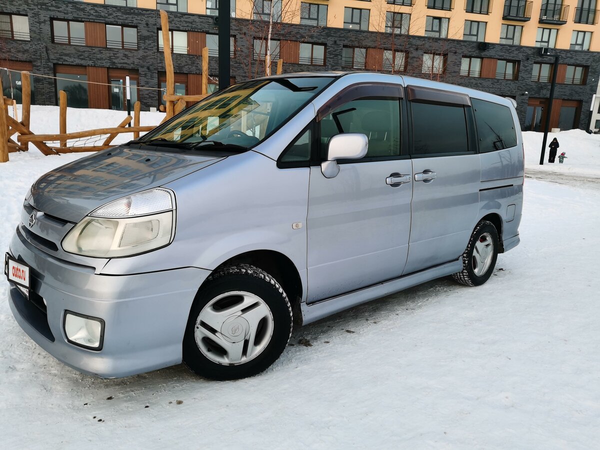 На серену с 24. Ниссан Серена 2002. Ниссан минивэн 2000. Nissan минивэн 2000 присай. Nissan минивэн 2002 года.