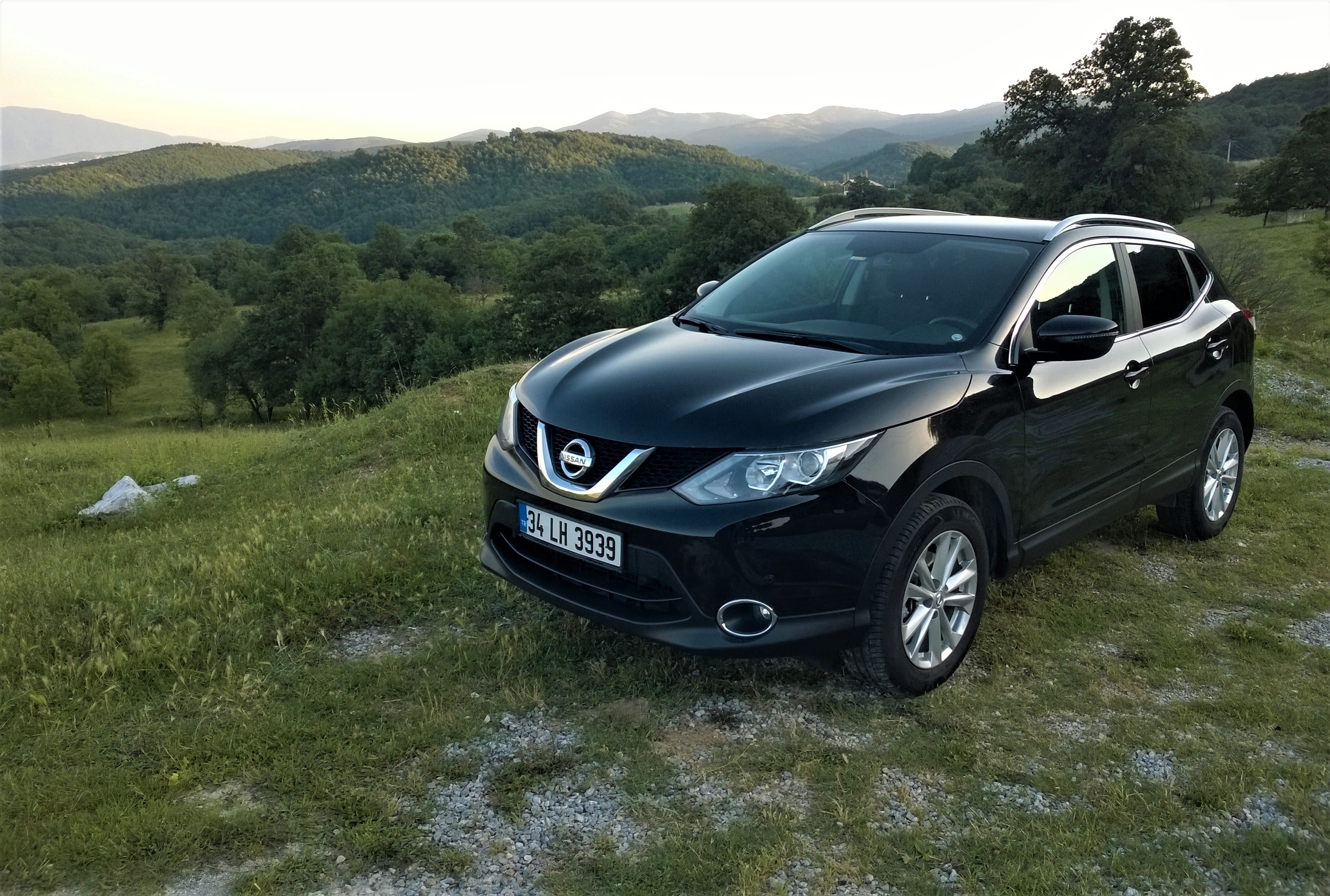 Nissan Qashqai 2014 b