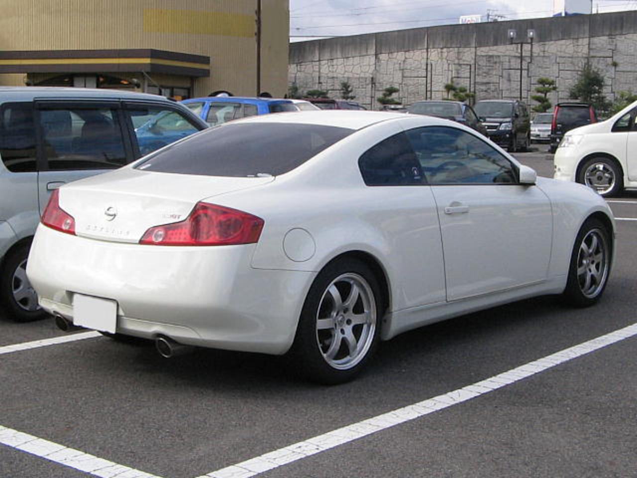 Nissan Skyline v35 Coupe