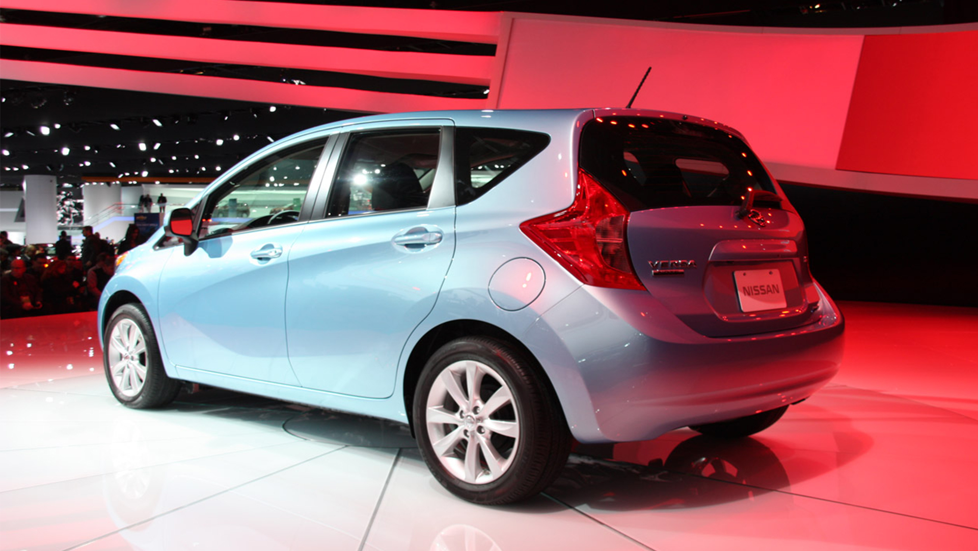 Nissan note 2016. Nissan Note 2018. Ниссан ноут 2018. Nissan Versa Note 2013. Ниссан ноут 2020.