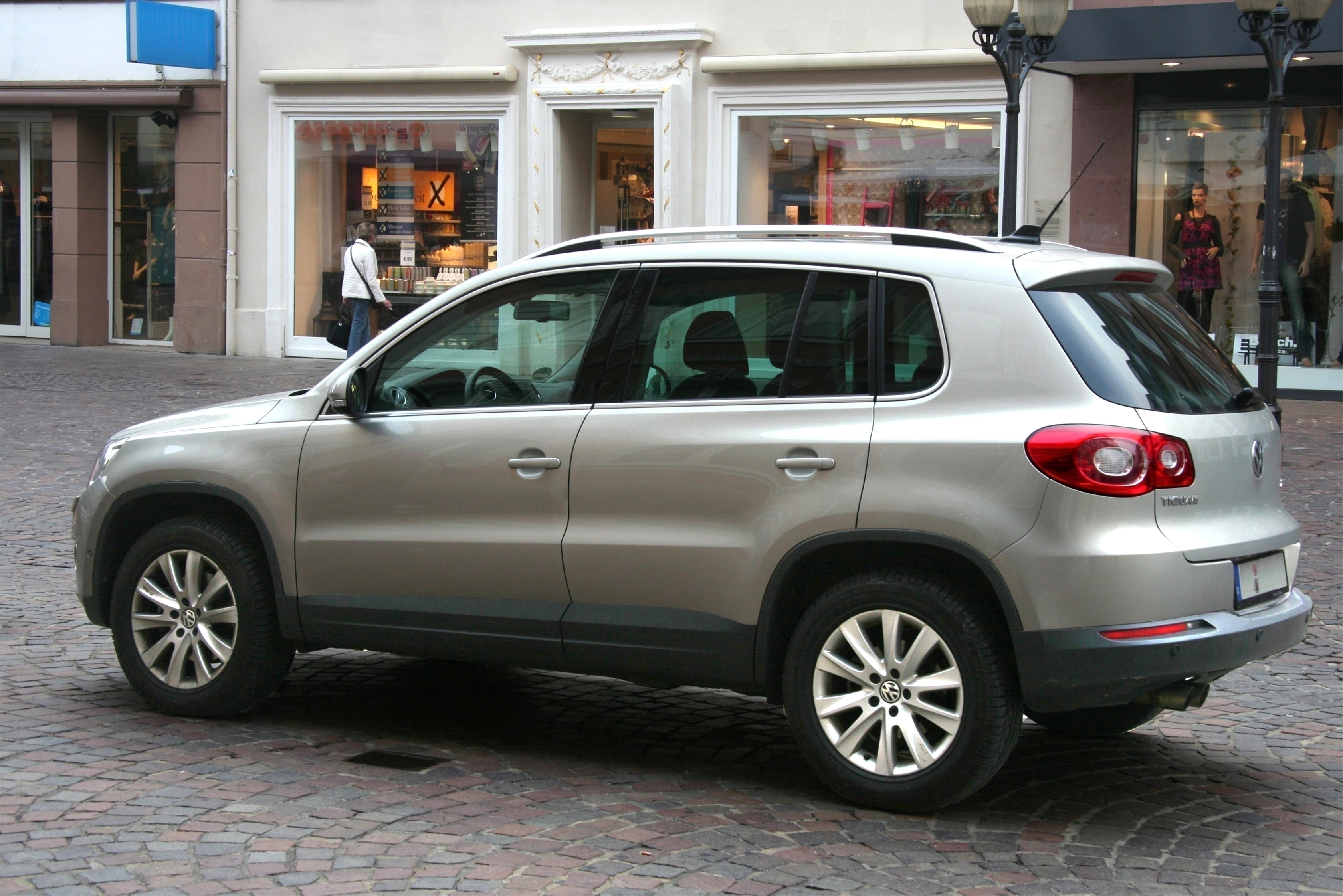 volkswagen tiguan i