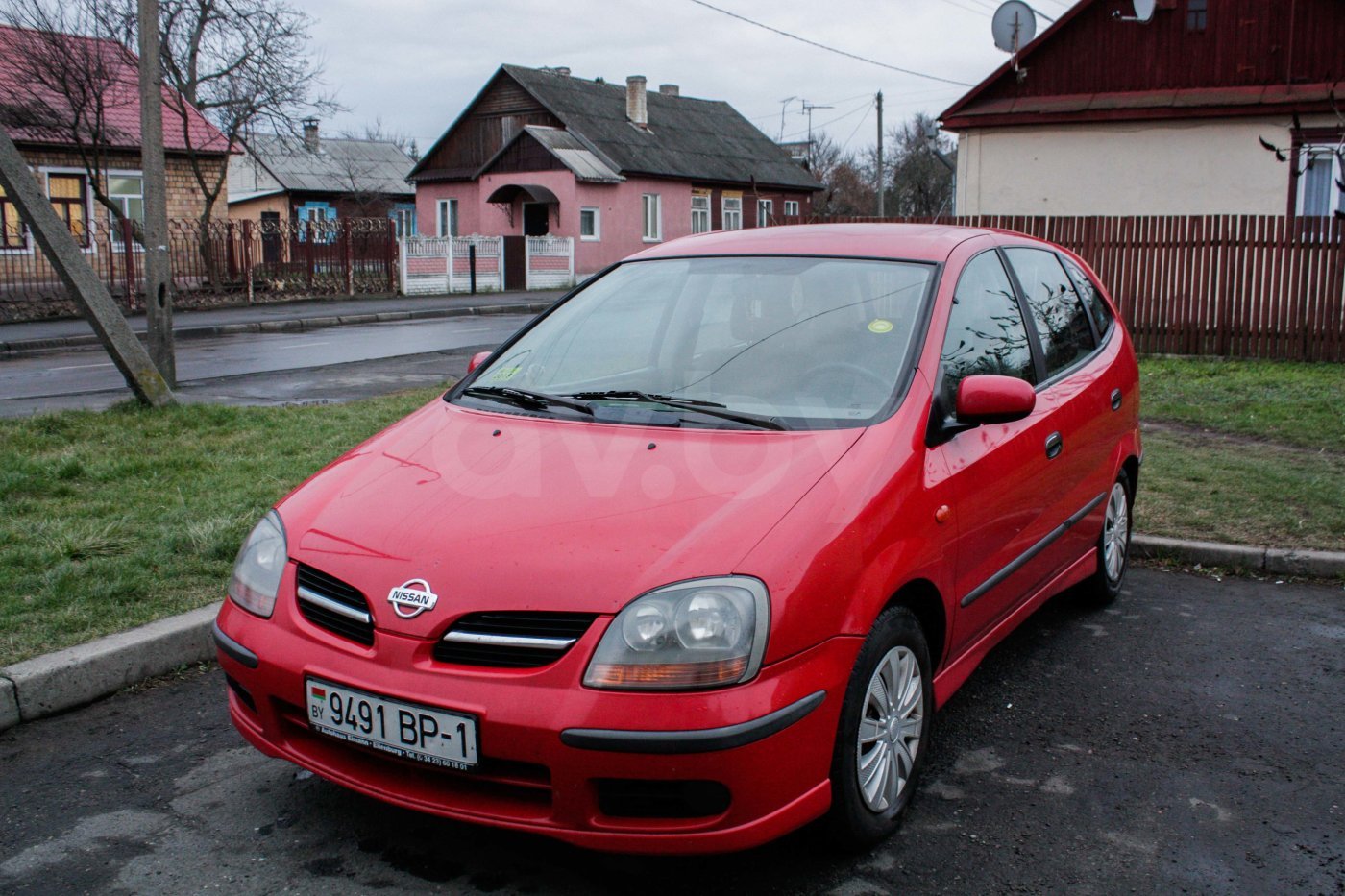 Ниссан альмера тино. Ниссан Альмера Тино 2001. Nissan Tino 2001. Ниссан Альмера Тино 2.2. Альмера Тино 2.2 2001.