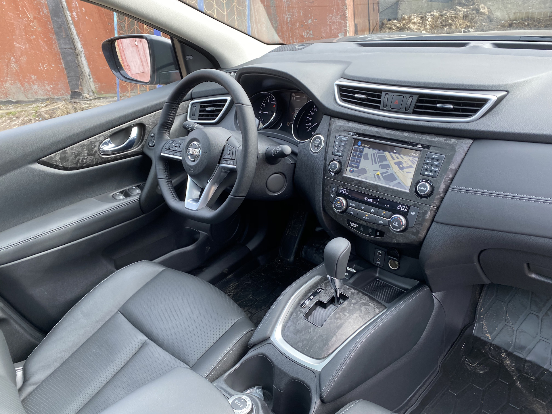 Nissan Qashqai j12