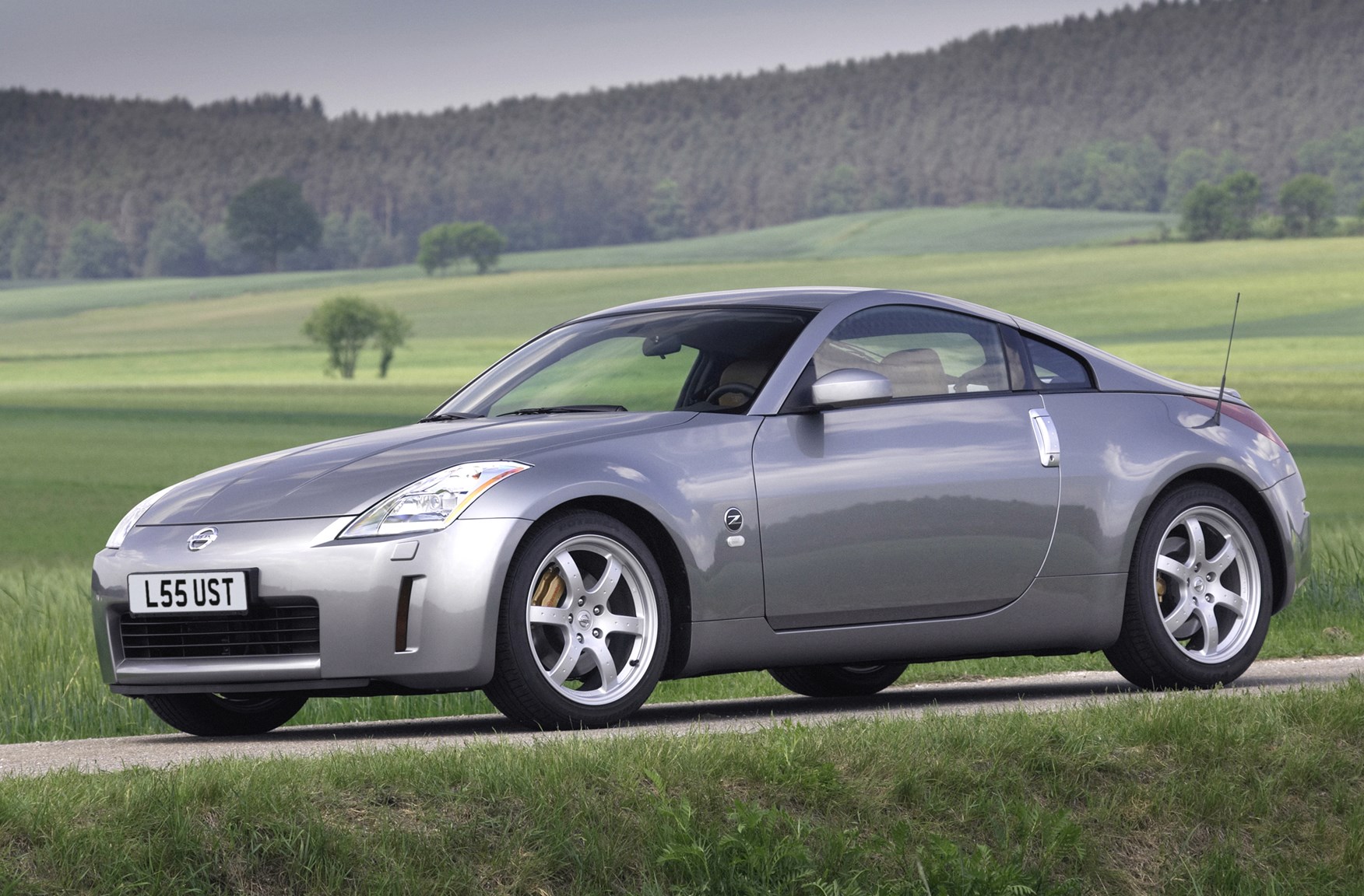 Nissan 450z