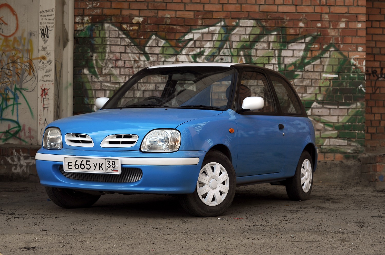 Авто марч. Nissan March k11. Nissan March 11. Ниссан Марч 1999 к11. Ниссан Марч 11 кузов.