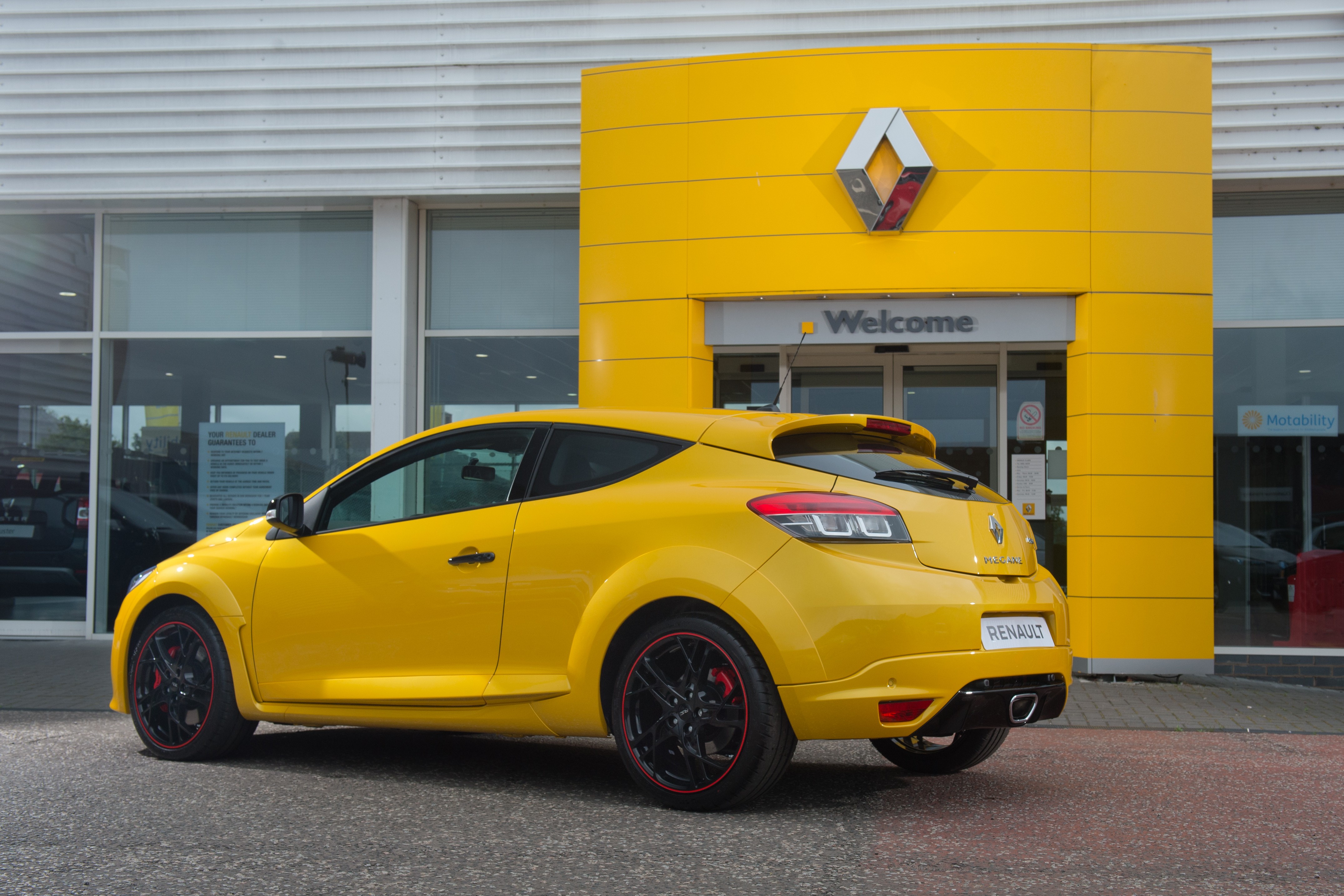 Megane rs. Renault Megane RS 2015. Renault Megane RS Cup. Рено Megane RS 2015. Рено Меган РС 2015.