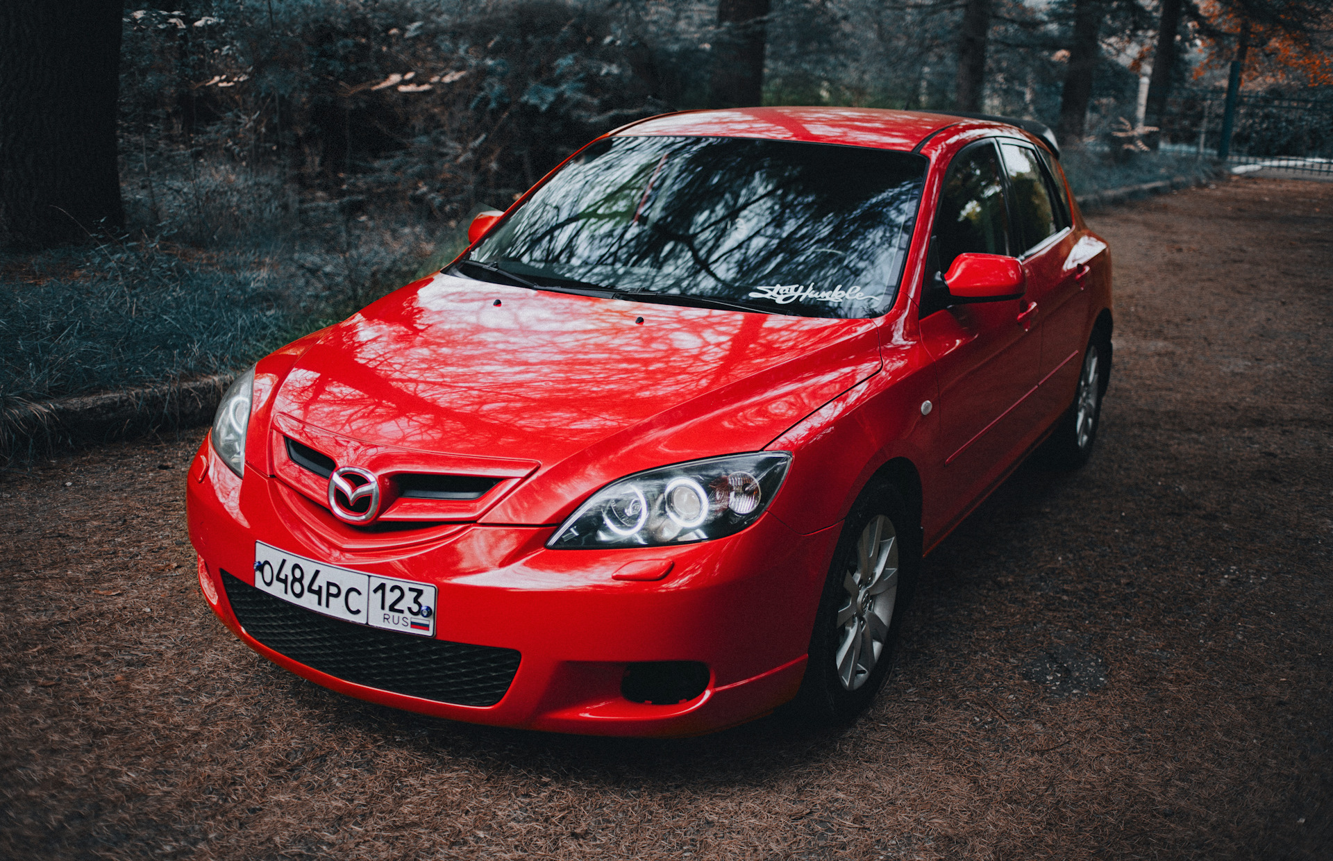 Mazda купить спб. Mazda 3 2006. Мазда 3 2008 года красная. Mazda 3 BK 2008. Mazda 3 1.6.