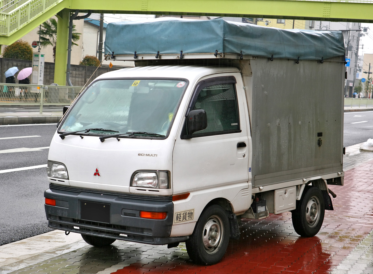 Mitsubishi minicab. Mitsubishi Миникаб. Mitsubishi Minicab, 1999. Mitsubishi Minicab 1991. Митсубиси Миникаб Браво 1991.