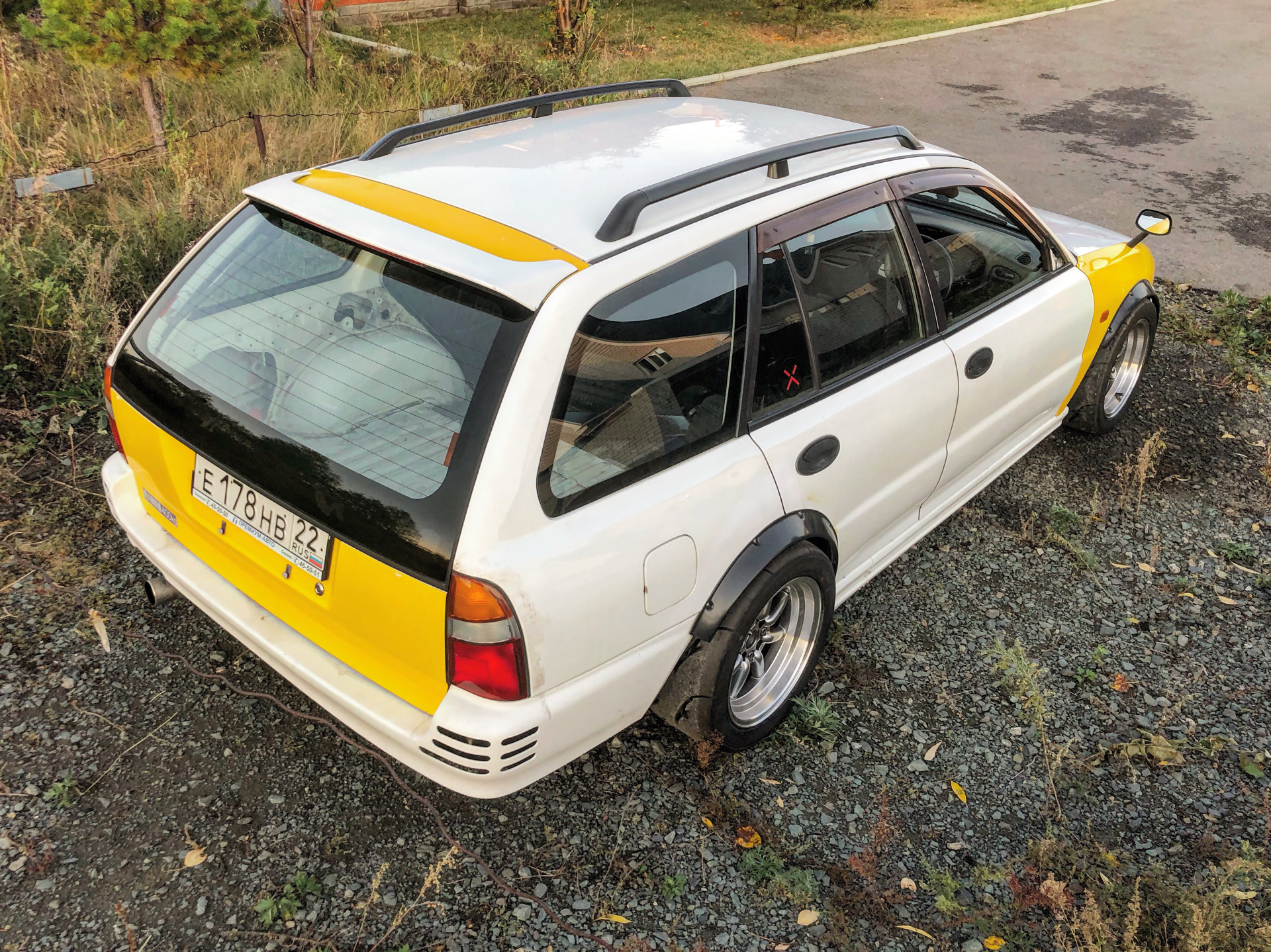 Mitsubishi libero. Mitsubishi libero II. Mitsubishi libero ev 1994–96. Митсубиси Лансер Либеро универсал.