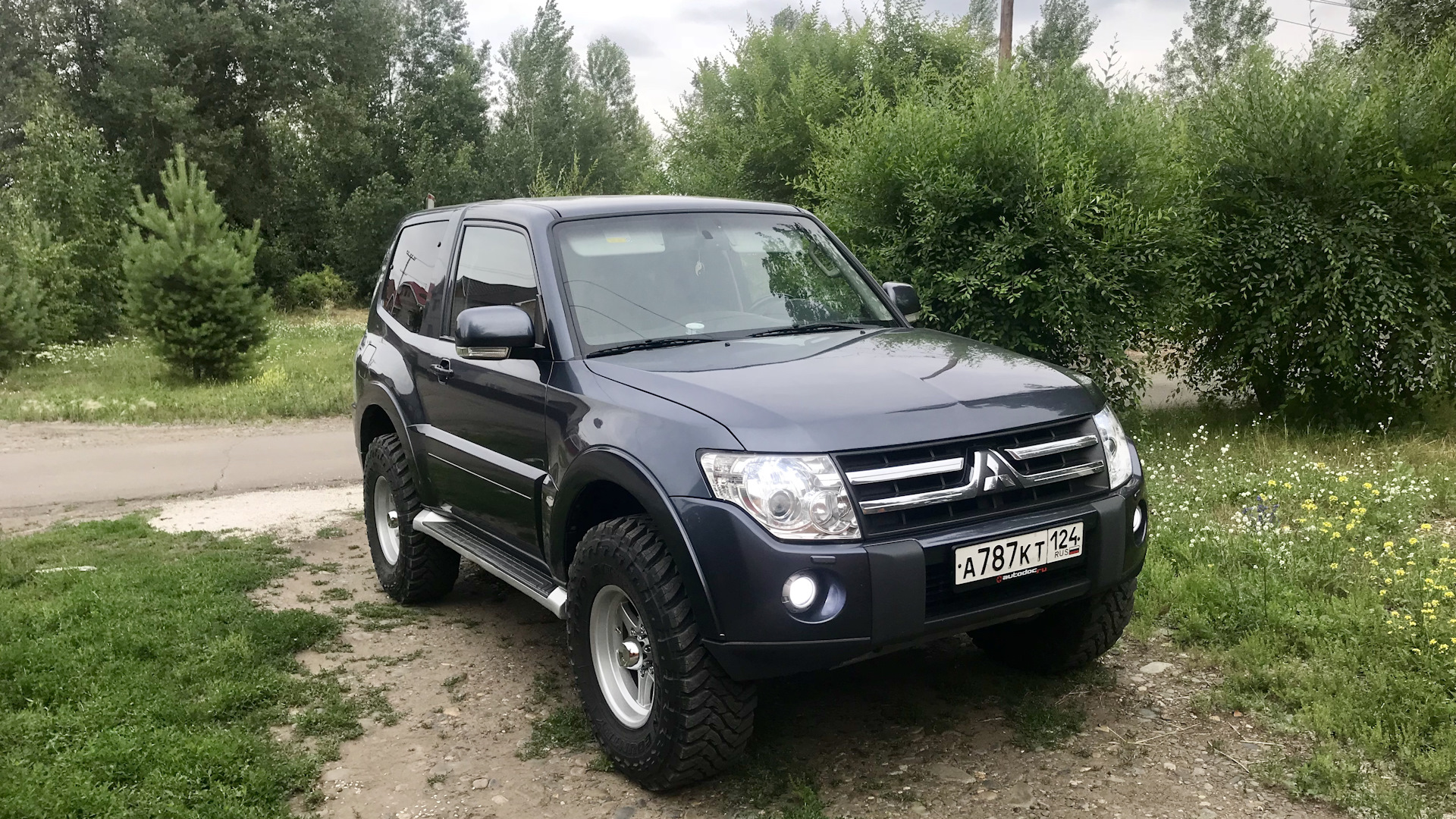 Mitsubishi Pajero коротыш. Паджеро 4 коротыш. Паджеро 3 коротыш. Mitsubishi Pajero, 2007 коротыш.