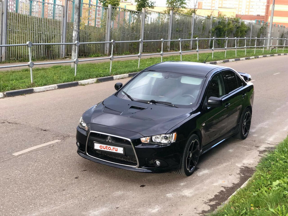 Mitsubishi EVO 10 чёрный