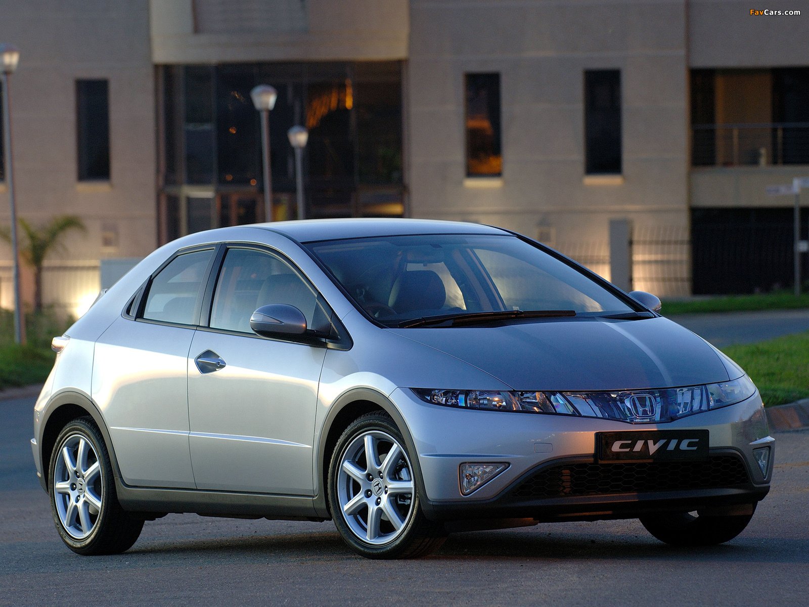 Honda Civic хэтчбек 5 дверей