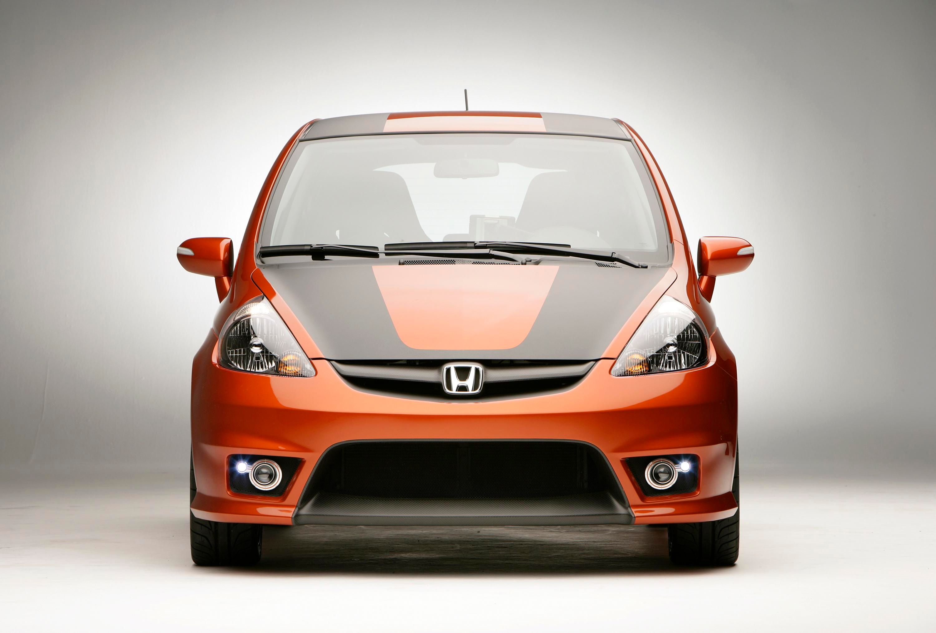 Андроид хонда фит. Honda Fit Sport. Honda Fit Sport 2007. Honda Fit 1.3 g sporty Edition. Хонда фит 2007 спереди.