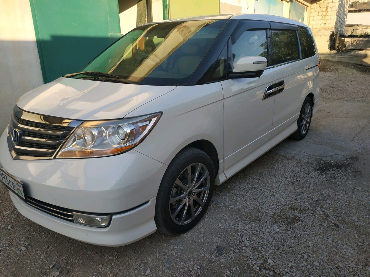 Хонда иллюзион 3. Honda Elysion Prestige 2007. Honda Elysion 3.5. Минивэн Honda Elysion. Honda Elysion 2007.