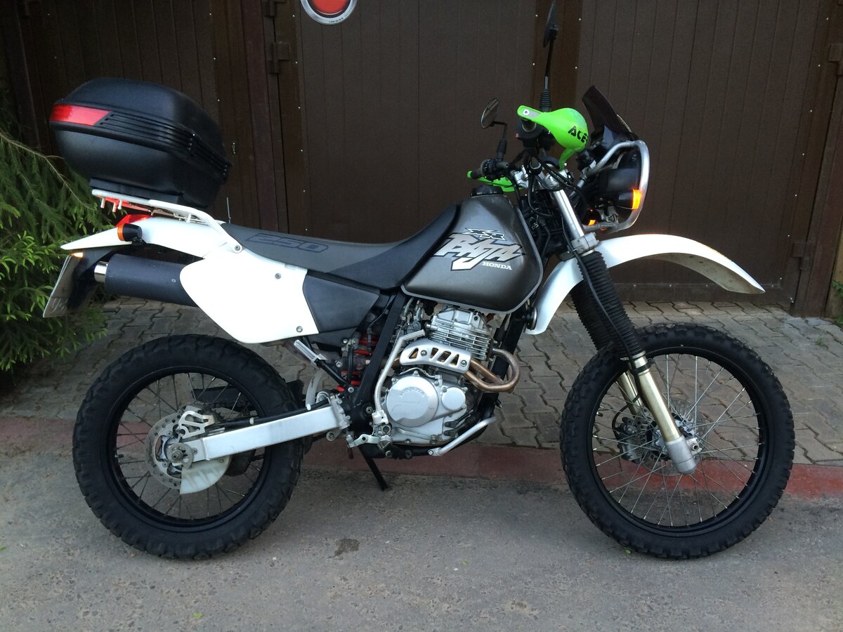 Honda XR 250 Baja