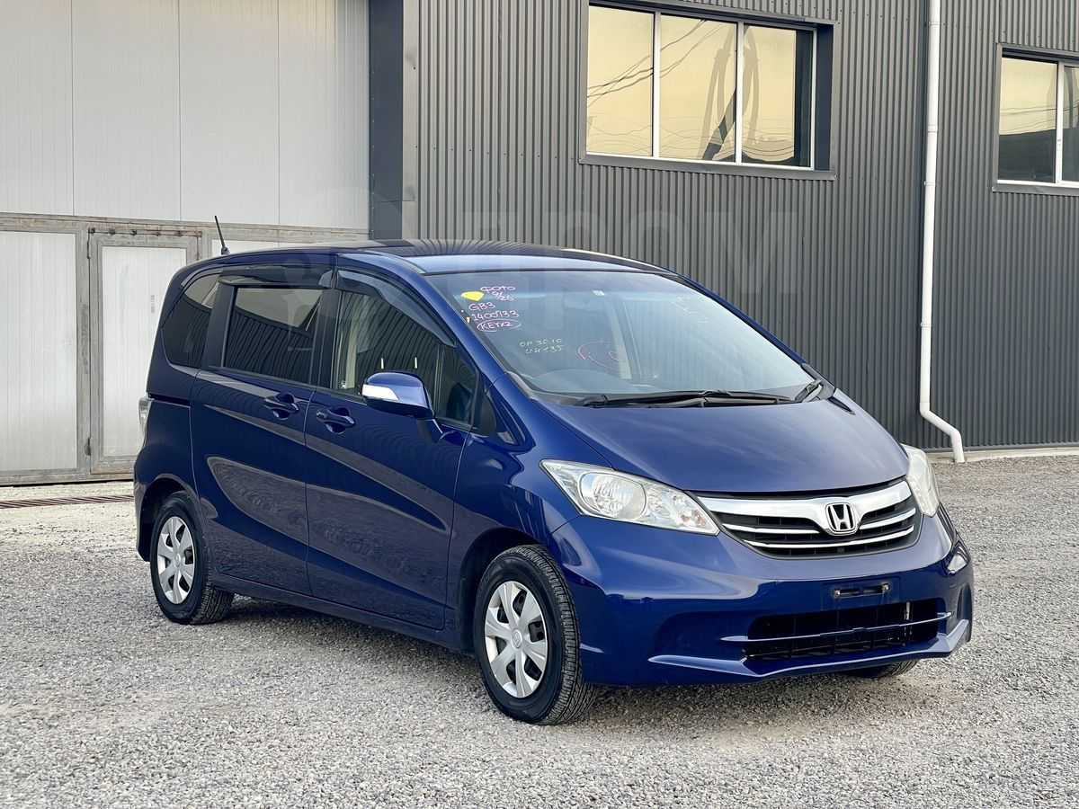 Honda freed hybrid 2011