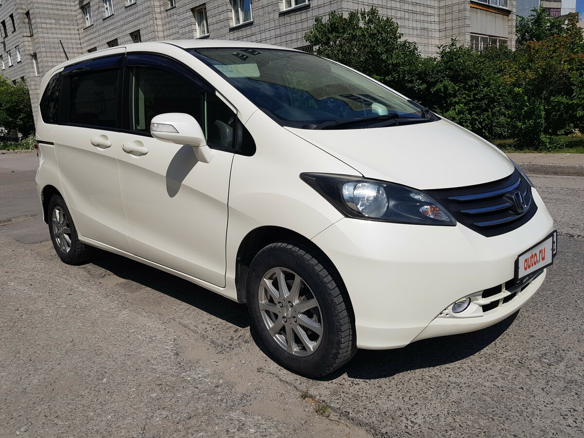 Хонда фридом фото. Honda freed 2008. Honda freed 2 белый r17. Honda freed 2 белый. Honda freed 1.