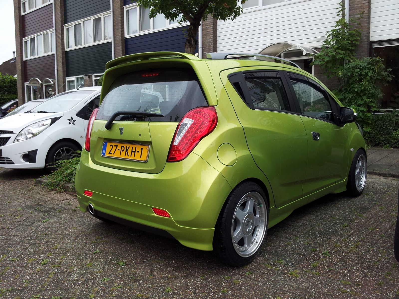 Шевроле спарк м 300. Chevrolet Spark м300. Шевроле Спарк м200. Спойлер Шевроле Спарк м300. Chevrolet Spark m200 Tuning.