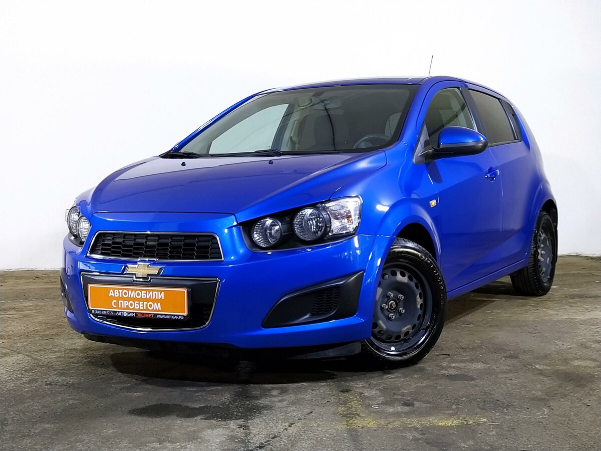 Шевроле авео фото. Chevrolet Aveo II, 2012. Chevrolet Aveo Hatchback 2012. Chevrolet Aveo 2012 хэтчбек. Шевроле Авео т350.