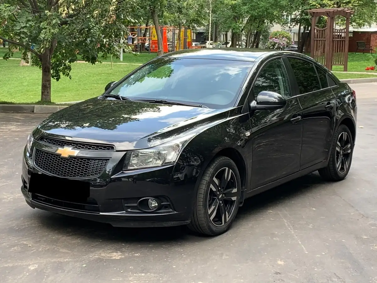 Chevrolet Cruze черный