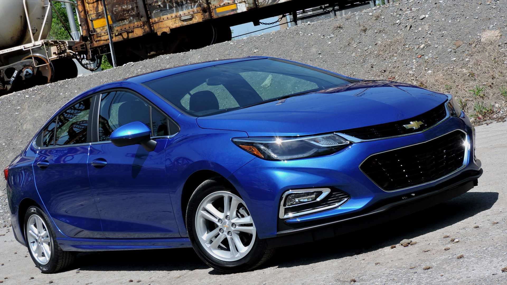 Chevrolet Cruze 2020 сзади