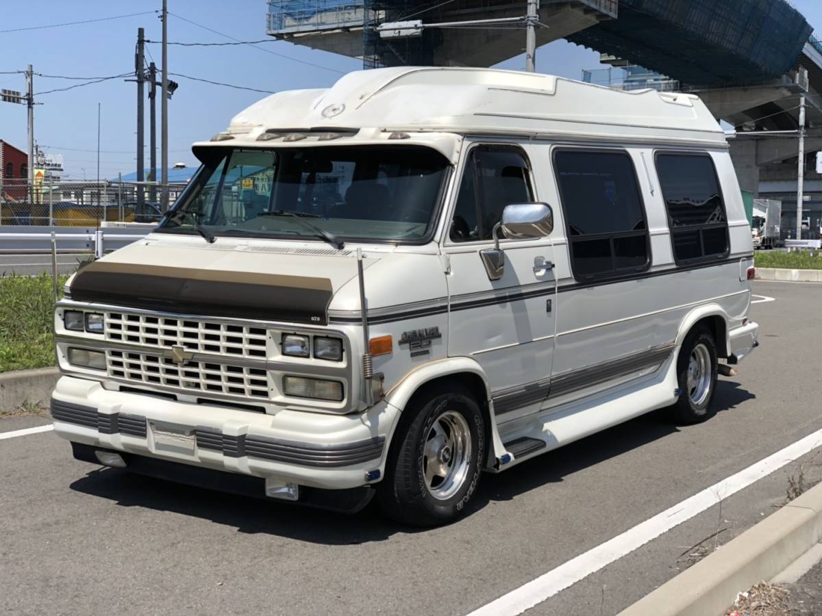 Шевроле фургон. Шевроле Шеви Ван. Фургоны Chevrolet chevy van. Шевроле Шеви Ван 1997. Chevrolet van Camper.