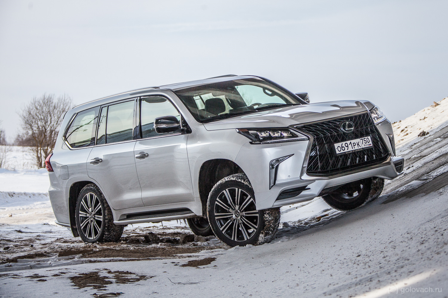 Купить lexus lx 570