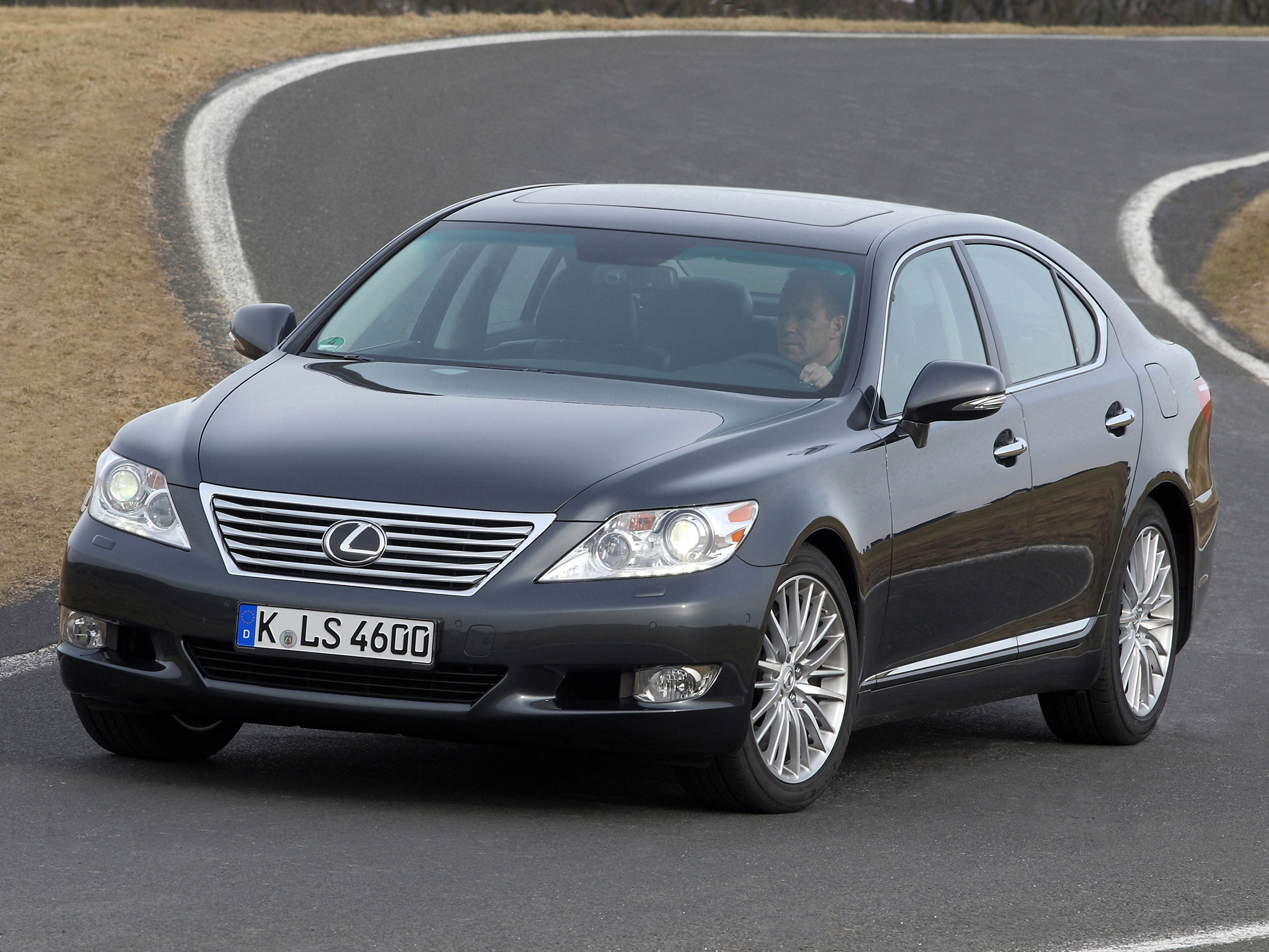 Лексус лс. Lexus ls460. Машина Лексус лс 460. Лексус лс 460 фото. Лексус 2009-2012 седан.