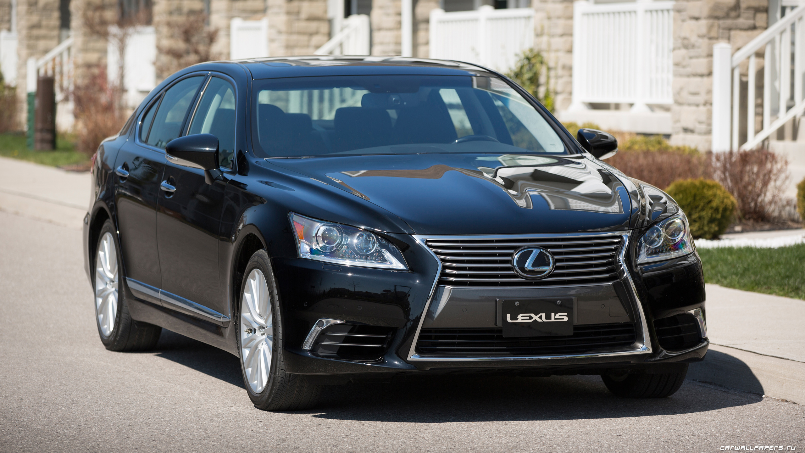 Лексус года фото. Лексус лс 460. Lexus лс 460. Лексус лс 460 2012. Лексус 460 седан 2012.