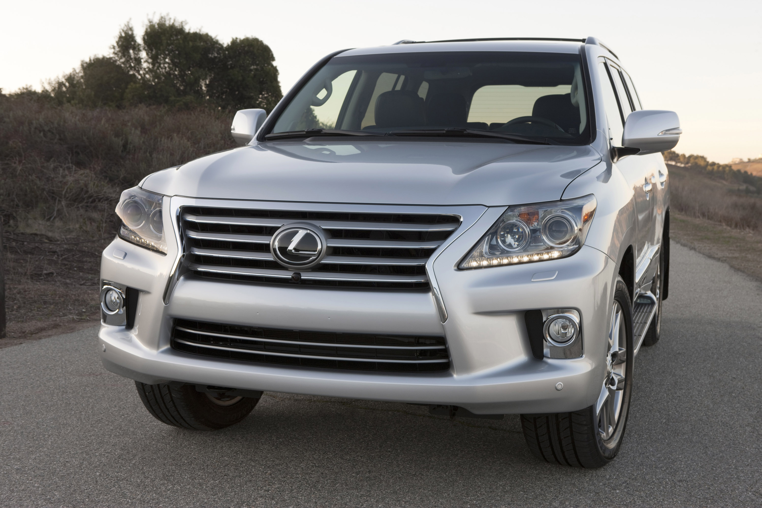 Lexus LX